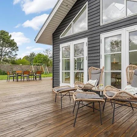 Lovely In Stevns With Wifi Feriehus Rødvig